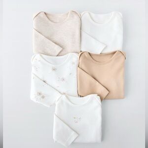 ZARA FIVE PACK OF DANDELION BODYSUITS. 1-3 months. NWT.